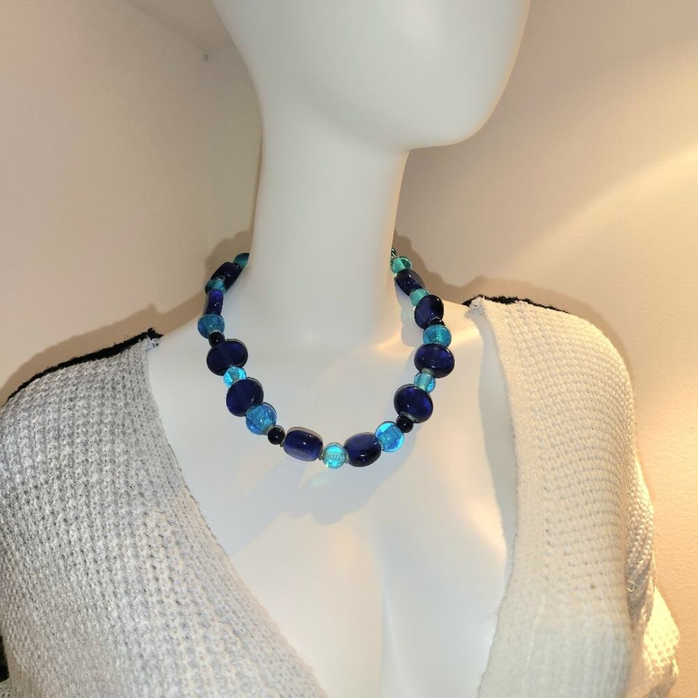 Chunky Blue Glass Beaded Necklace Retro Statement Jewelry